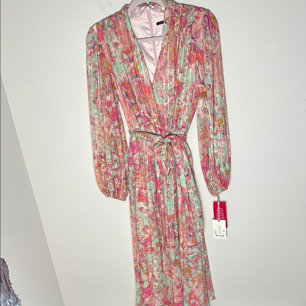 NWT!! Alex Marie Size 4 Hayden  Long Blouson Sleeve Tie Waist Floral Print Dress
